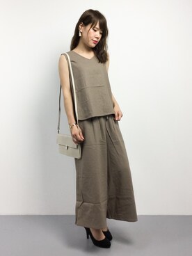 「アイテム（つなぎ/オールインワン、ベージュ系）」を使った、natsumiさん（レディース・160cm）の夏コーディネート