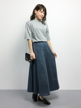 「KBF+（ケービーエフプラス）のKBF+ スエードフレアSK（スカート）」を使った、natsumiさん（レディース・160cm）の秋コーディネート