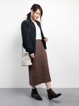 「リング」｜「アイテム（MA-1）」を使った、natsumiさん（レディース・160cm）の秋コーディネート
