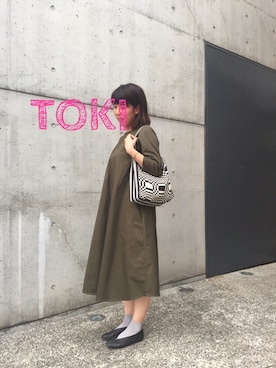 「アイテム（バレエシューズ）」を使った、杏菜さん（レディース・158cm・20代）の夏コーディネート