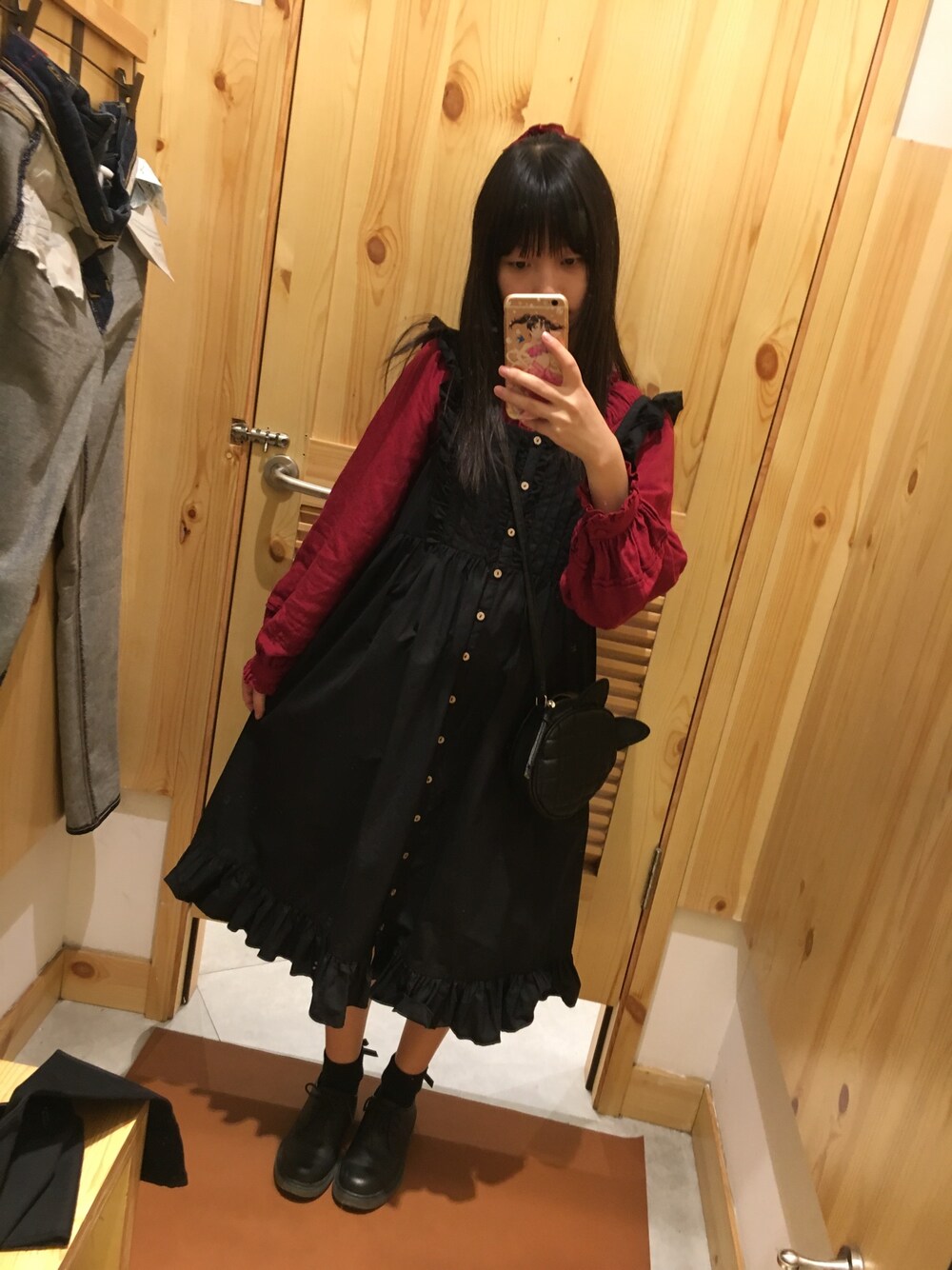 「秋冬コーデ」｜「Dr. MartensのDr.Martens ドクターマーチン 1461 DMS 84 GIBSON SHOE 10078001 15SP BLACK SMOOTH（ブーツ、ブラック系）」を使った、Colaaaa030さん（レディース・153cm）の秋コーディネートの1枚目の写真