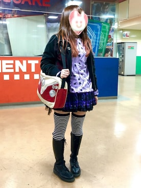 「ボーダーソックス」｜「アイテム（ブーツ）」を使った、きゆさん（レディース・160cm）の冬コーディネート