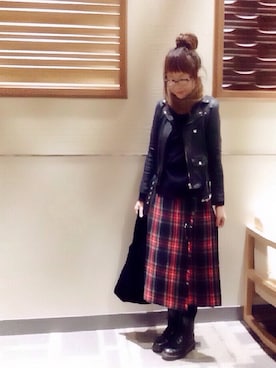 「キルトスカート」｜「アイテム（ライダースジャケット）」を使った、nene*さん（レディース・156cm）の冬コーディネート
