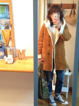 「迷彩柄」｜「アイテム（ムートンコート）」を使った、uzukanさん（レディース・158cm）の冬コーディネート