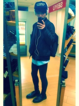 「Dr. Martens（ドクターマーチン）のDr.Martens (ドクターマーチン)/1461 3EYE GIBSON SHOES（その他シューズ）」を使った、KAIさん（メンズ・178cm）の冬コーディネート