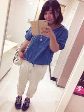 「しまむら（シマムラ）のアイテム（Tシャツ/カットソー、ブルー系）」を使った、mcnskさん（レディース・162cm）の夏コーディネート