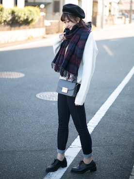 「UNIQLO（ユニクロ）のWOMEN ウルトラストレッチジーンズ（デニムパンツ）」を使った、プチプラのあやさん（レディース・167cm）の秋コーディネート