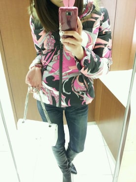 「アイテム（アナログ腕時計、ピンク系）」を使った、Amoさん（レディース・172cm）の秋コーディネート