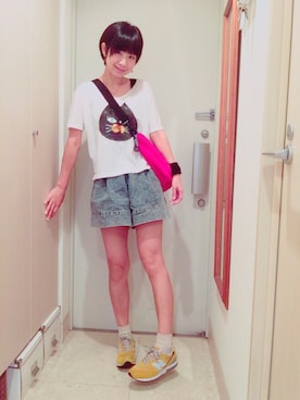 「ネコ」｜「アイテム（メッセンジャーバッグ）」を使った、ナオさん（レディース・162cm）の夏コーディネート