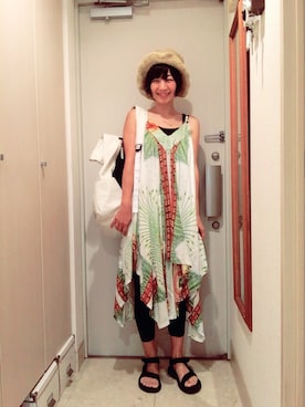 「FLASH REPORT（フラッシュリポート）のアイテム（バッグ）」を使った、ナオさん（レディース・162cm）の夏コーディネート