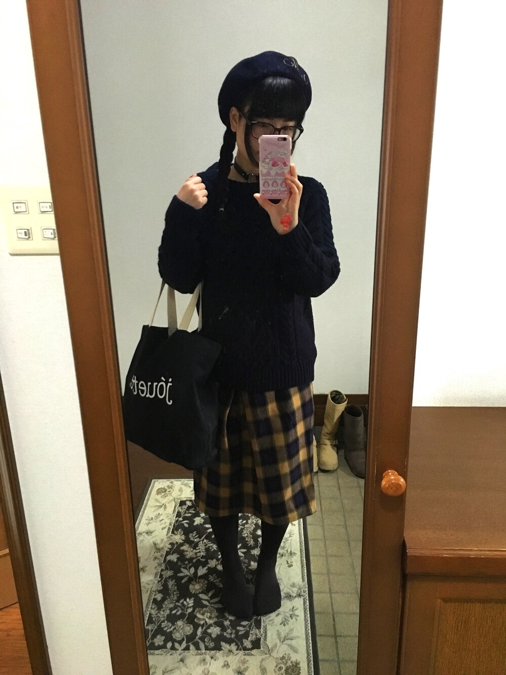 「GUのアイテム（ニット/セーター、ブルー系）」を使った、まなてぃえんぬさん（レディース・153cm）の冬コーディネートの1枚目の写真