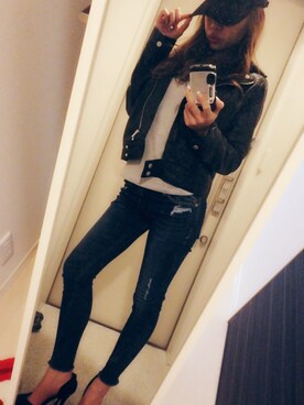 瀬賀しおり（YouTube）さんのコーディネート