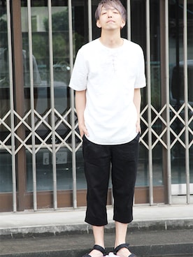 「HVC（エイチブイシー）のアイテム（パンツ）」を使った、ホリウチ.Iさん（メンズ・181cm）の夏コーディネート