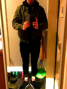 「寒い」｜「アイテム（ミリタリージャケット）」を使った、Mizさん（メンズ・177cm）の秋コーディネート