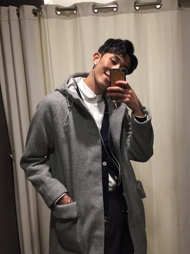「COS（コス）のアイテム（チェスターコート）」を使った、동바오さん（メンズ・184cm）の秋コーディネート