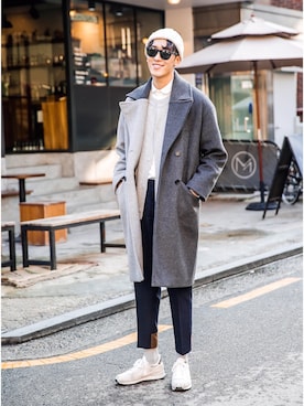 「streetsnap」｜「アイテム（チェスターコート）」を使った、동바오さん（メンズ・184cm）の冬コーディネート