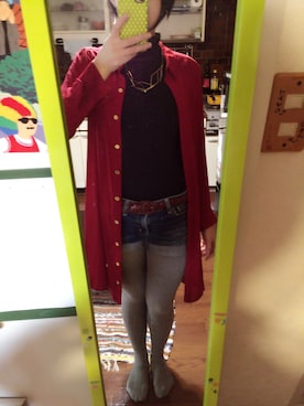 「アイテム（シャツワンピース、レッド系）」を使った、なぞのさん（レディース・163cm）の冬コーディネート