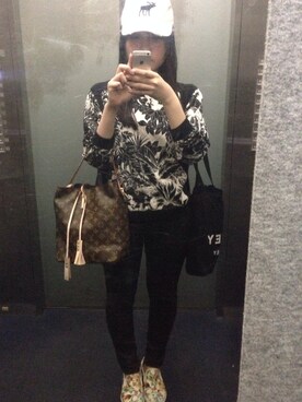 「Abercrombie&Fitch（アバークロンビーアンドフィッチ）のアイテム（キャップ）」を使った、terry♥︎さん（レディース・163cm）の春コーディネート