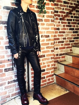 「全身黒」｜「アイテム（ライダースジャケット）」を使った、ありぴょん先生さん（メンズ・173cm）の秋コーディネート