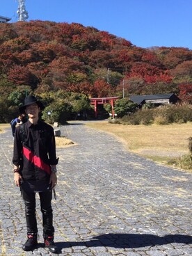 「adidas（アディダス）のアイテム（スニーカー、ブラック系）」を使った、ありぴょん先生さん（メンズ・173cm）の秋コーディネート