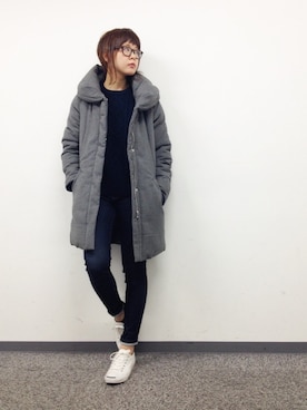 「アイテム（ニット/セーター、ブルー系）」を使った、おかださん（レディース・164cm）の冬コーディネート