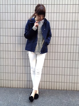 「アイテム（マウンテンパーカー、ブルー系）」を使った、おかださん（レディース・164cm）の冬コーディネート