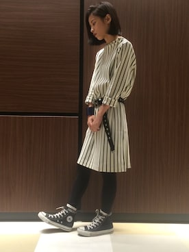 「アイテム（バングル/リストバンド、ブルー系）」を使った、はるさん（レディース・152cm）の秋コーディネート
