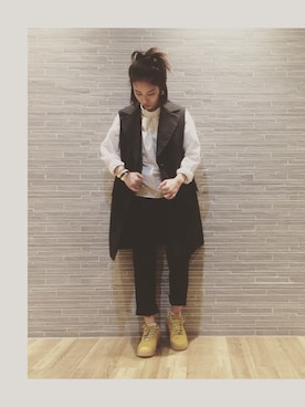 「アイテム（スニーカー、イエロー系）」を使った、はるさん（レディース・152cm）の秋コーディネート