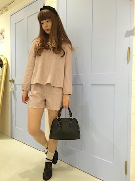 「スカラップ」｜「アイテム（その他トップス）」を使った、、さん（レディース・157cm）の秋コーディネート