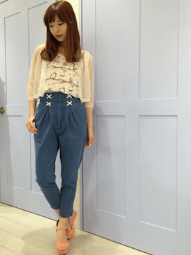 「アイテム（デニムパンツ）」を使った、、さん（レディース・157cm）の春コーディネート