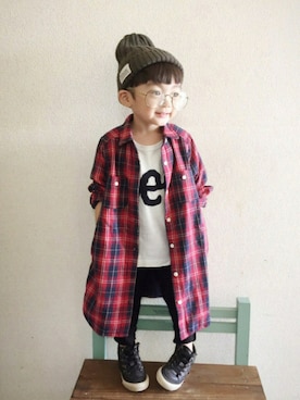 「Lee（リー）のアイテム（Tシャツ/カットソー）」を使った、Su,Um,Riさん（キッズ・90cm）の秋コーディネート