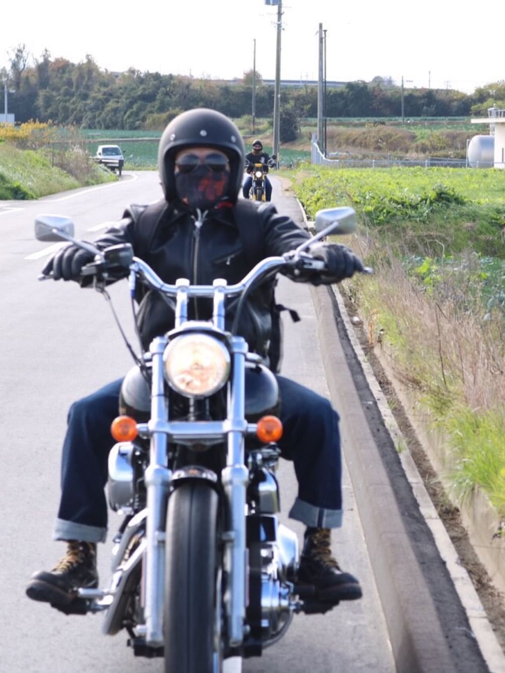 「ハーレーダビッドソン、バイク、レッドウィング、革ジャン、ジーンズ」｜「RED WING SHOESのアイテム（ブーツ、ブラック系）」を使った、セーヤさん（メンズ・160cm）の冬コーディネートの1枚目の写真