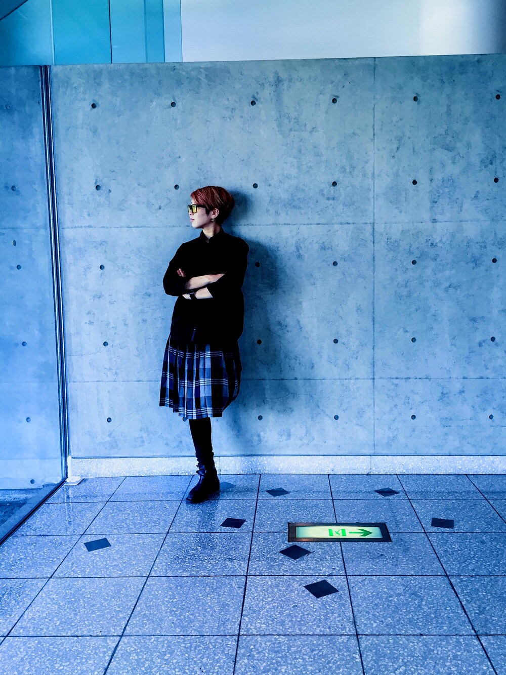 「punk、black、simple、プリーツスカート、古着」｜「古着のアイテム（シャツ/ブラウス、ブラック系）」を使った、NorikoNakamuraさん（レディース・168cm）の夏コーディネートの1枚目の写真