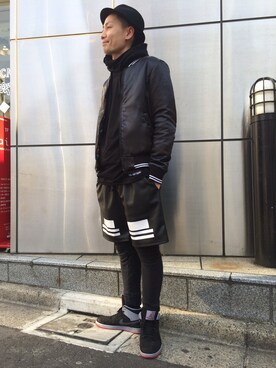 「L.H.P（エルエイチピー）のアイテム（スタジャン）」を使った、GO HAMAGUCHIさん（メンズ・183cm）の冬コーディネート