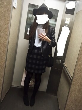 「ゆるニット」｜「アイテム（ライダースジャケット）」を使った、yuさん（レディース・169cm）の秋コーディネート