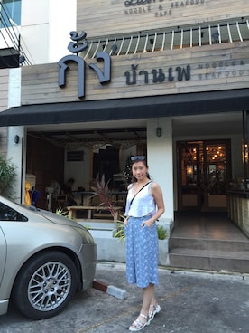 「travel」｜「アイテム（ハンドバッグ）」を使った、thebeyuenさん（レディース・165cm）の冬コーディネート