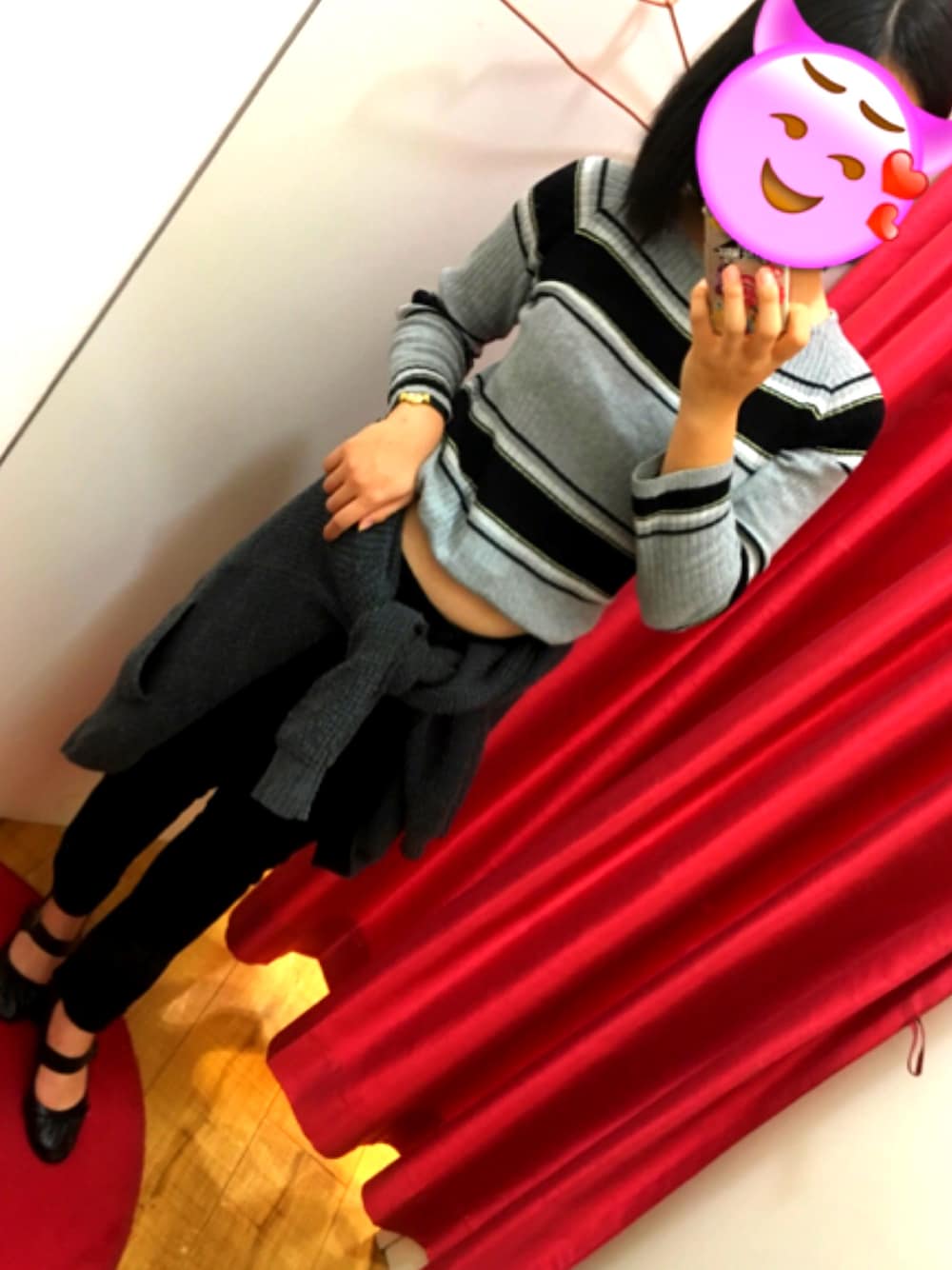「ワントーンコーデ、グレー、ootd、allgray、高身長女子、下半身デブ、黒髪、黒スキニー、オフショル」｜「LOWRYS FARMの１２Ｇリブマルチオフショル　731806 （ニット/セーター、グレー系）」を使った、R!coさん（レディース・166cm）の秋コーディネートの1枚目の写真