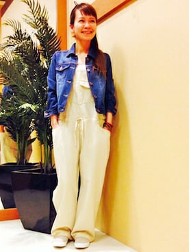 「LBC（エルビーシー）のアイテム（デニムジャケット）」を使った、LBC STAFFさん（レディース・158cm）の春コーディネート