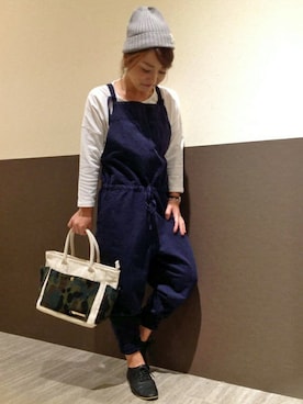 「LBC（エルビーシー）のアイテム（サロペット/オーバーオール）」を使った、LBC STAFFさん（レディース・158cm）の秋コーディネート