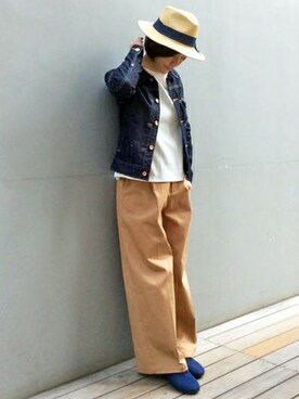 「LBC（エルビーシー）のアイテム（デニムジャケット）」を使った、LBC STAFFさん（レディース・158cm）の冬コーディネート