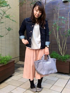 「LBC（エルビーシー）のアイテム（デニムジャケット）」を使った、LBC STAFFさん（レディース・158cm）の冬コーディネート