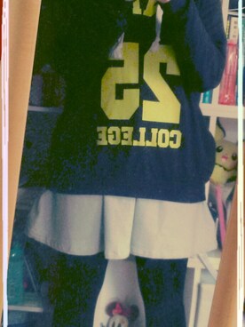 「アイテム（デニムスカート、グレー系）」を使った、ぁぃさん（レディース・155cm）の冬コーディネート