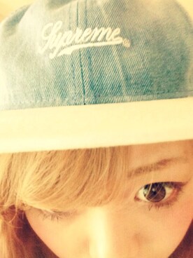 「Supreme （シュプリーム）のアイテム（キャップ、ブルー系）」を使った、Airi Kimuraさん（レディース・169cm）の冬コーディネート