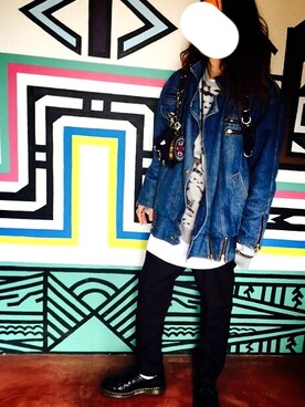 「アイテム（コインケース）」を使った、kevinさん（メンズ・172cm）の春コーディネート