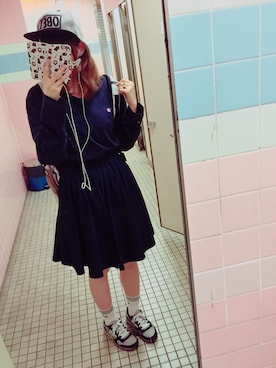 「OBEY（オベイ）のアイテム（キャップ、グレー系）」を使った、ぺそさん（レディース）の秋コーディネート