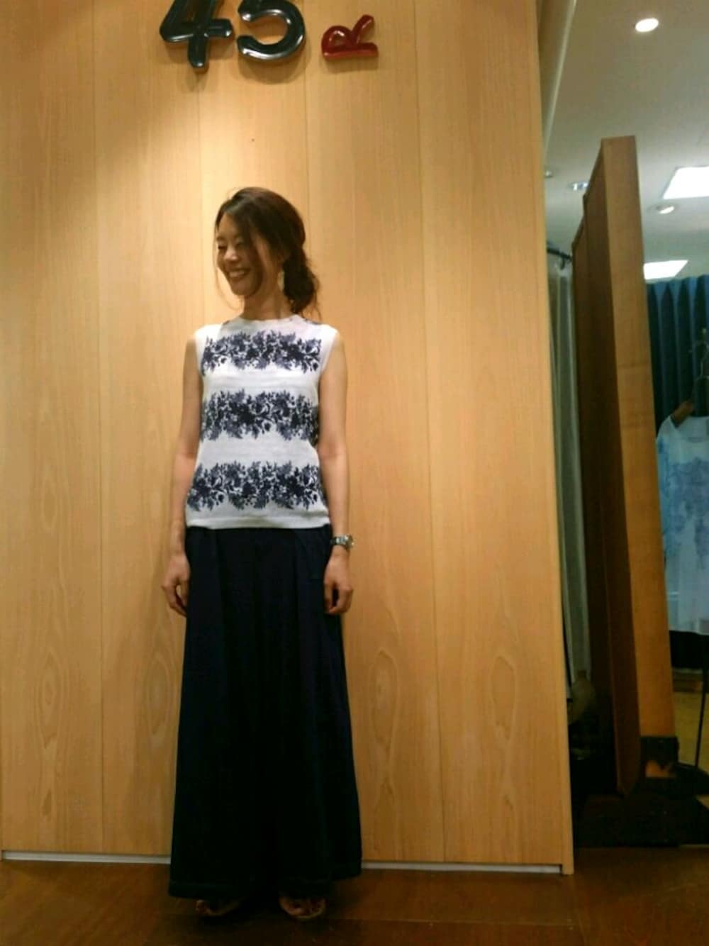 「夏、花柄、ZARA、休日スタイル、サンダル、45R、キュロット、ノースリーブ、ゆるコーデ、オトナカジュアル」｜「45Rのアイテム（Tシャツ/カットソー、その他）」を使った、HANさん（レディース・162cm）の夏コーディネートの1枚目の写真