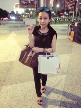 陳妮妮さんのコーディネート