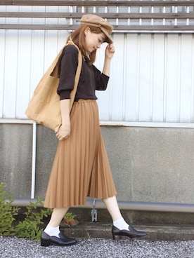 「キャメルスカート」｜「アイテム（帽子）」を使った、てらさん（レディース・161cm）の秋コーディネート