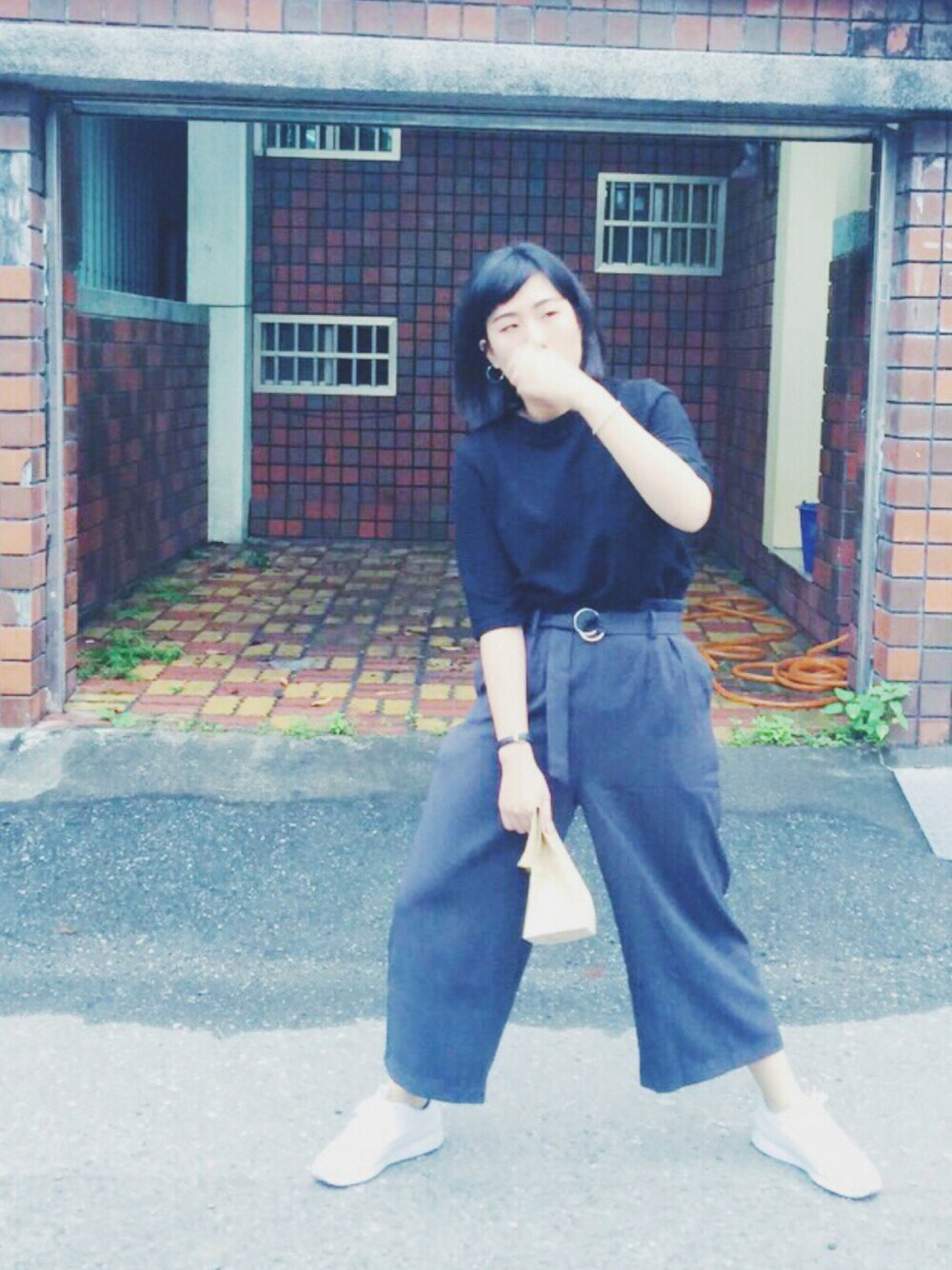 「PUMA、Daniel Wellington、ootd、outfit、girl」｜「PUMAのアイテム（シューズ、ホワイト系）」を使った、Luさん（レディース・166cm）の冬コーディネートの1枚目の写真