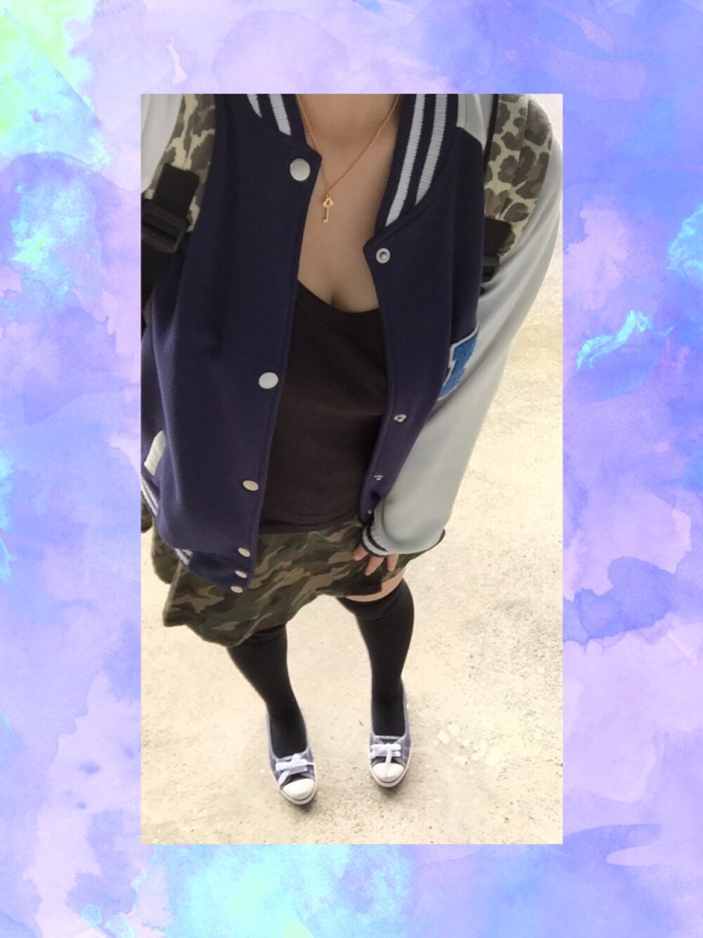 「迷彩スカート、スカジャン、しまむら、アベイル、ニューエラ、でぶ」｜「しまむらのアイテム（スタジャン、ブルー系）」を使った、みぃなさん（レディース・160cm）の秋コーディネートの1枚目の写真